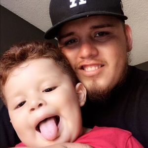 Meet your Posher, Luis